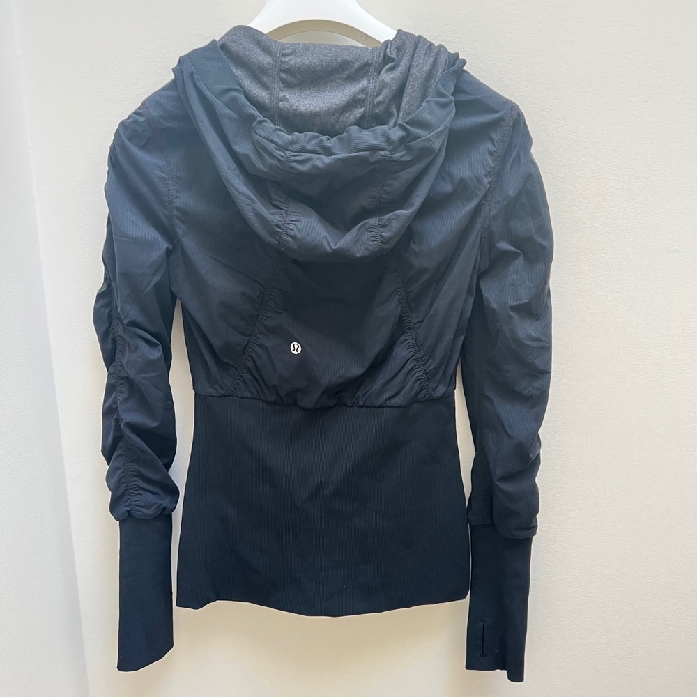 lululemon athletica Black Hooded Zip-Up Jacket - Picture 5 of 12